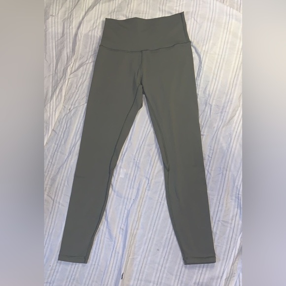 Lululemon fast and free olive green size 6 - Picture 1 of 6